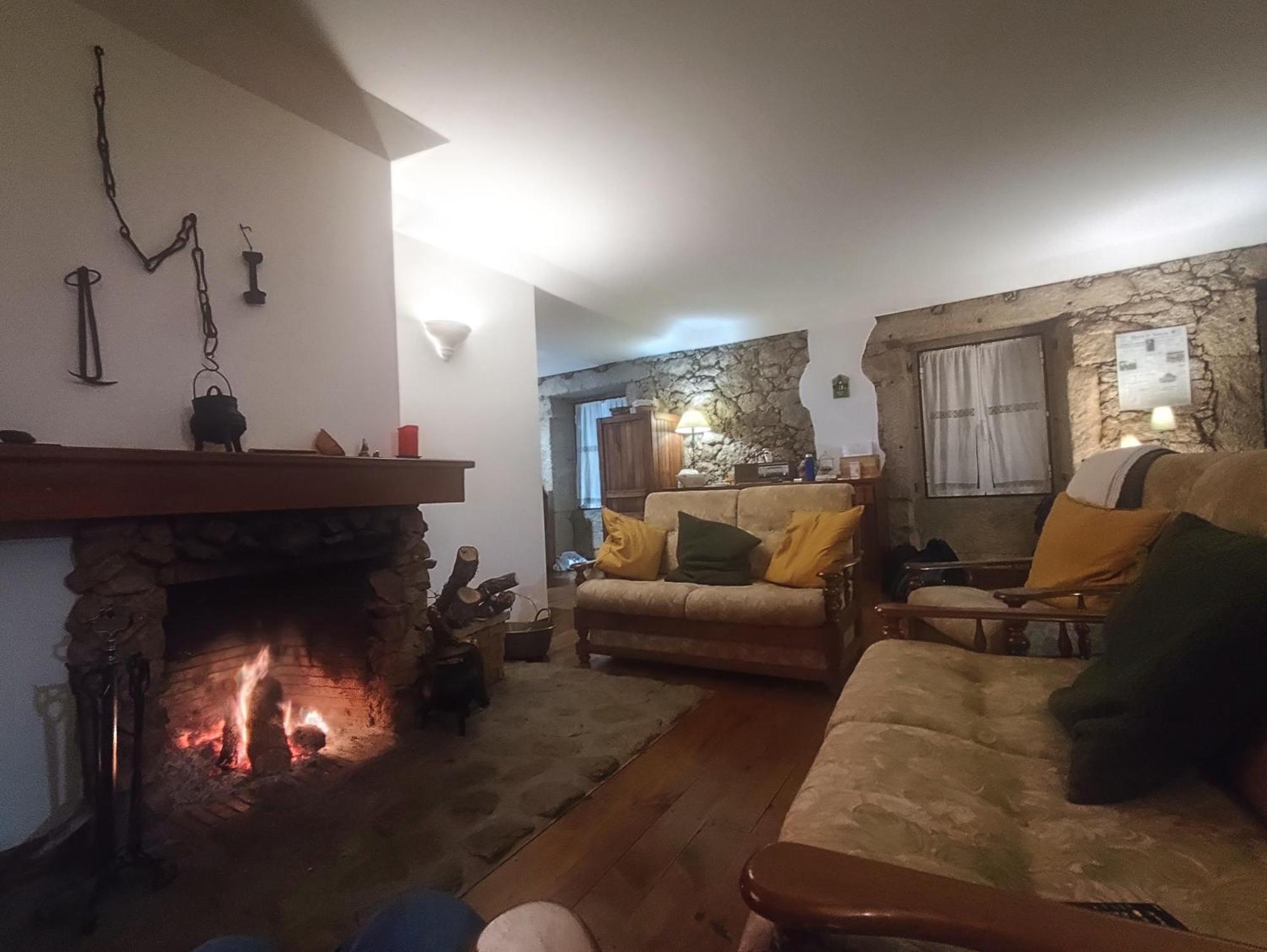 Villa Casa Na Aldeia - Entre Fundao E Covilha Pero Viseu Exterior foto